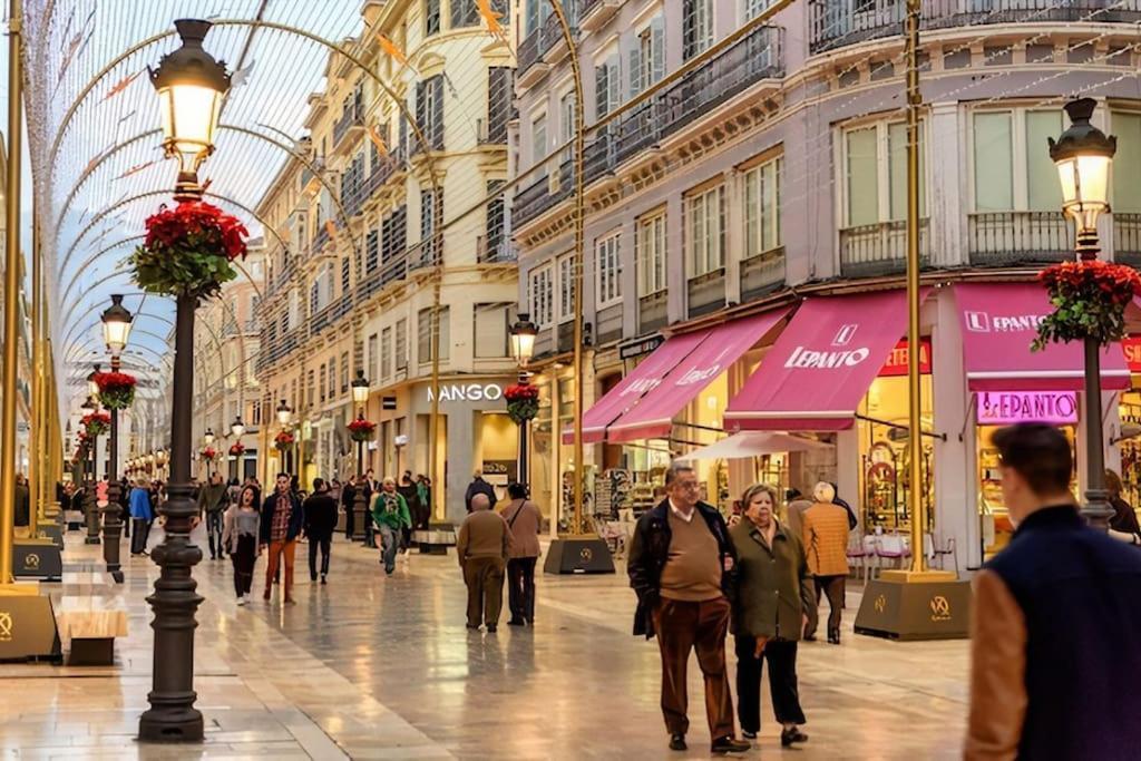 Malaga Center Apartment ภายนอก รูปภาพ